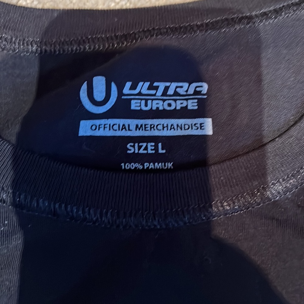 Ultra Europe Official T - Picture 3 of 4